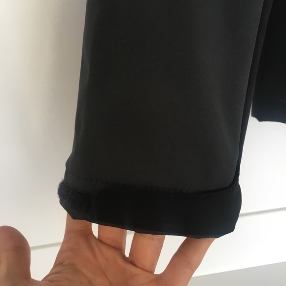 Tumi Stretch Softshell Jacket W/ Fur Lining Medium - Picture 9 of 15